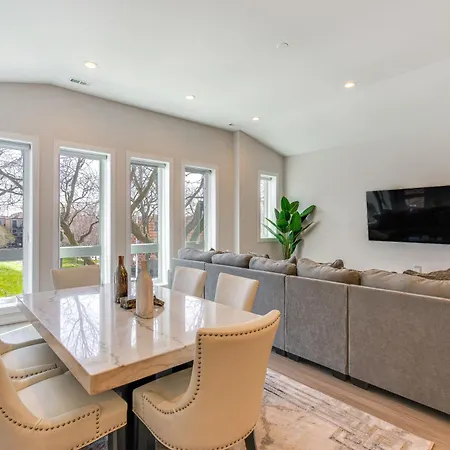 Luxe And Modern Chicago Condo - 7 Mi To Downtown! Exterior photo